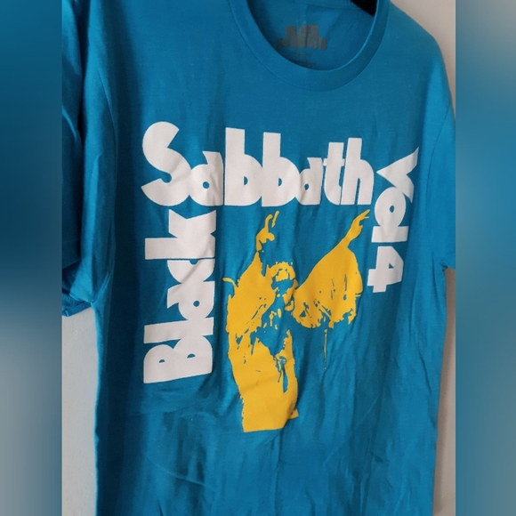 Black Sabbath Graphic T-Shirt - Picture 2 of 4